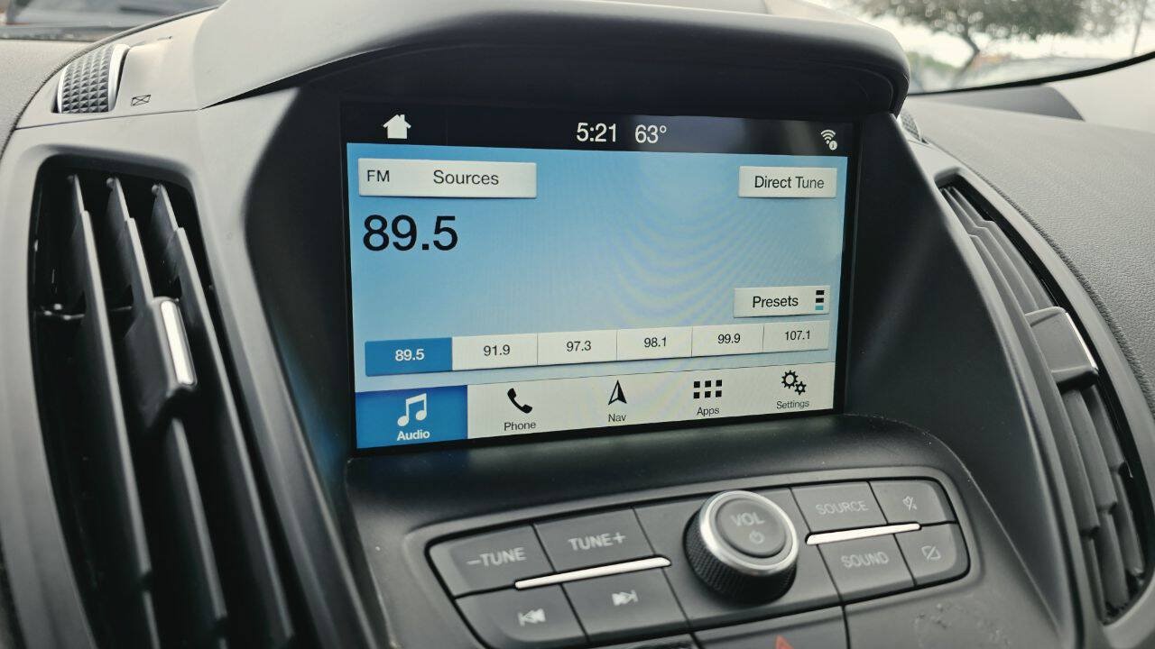 Used 2019 Ford Escape SEL AWD/4WD image 17