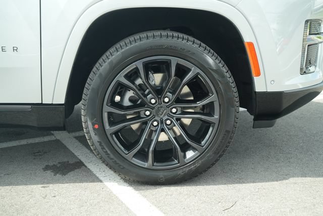 New 2026 Jeep Grand Wagoneer Summit AWD/4WD image 51