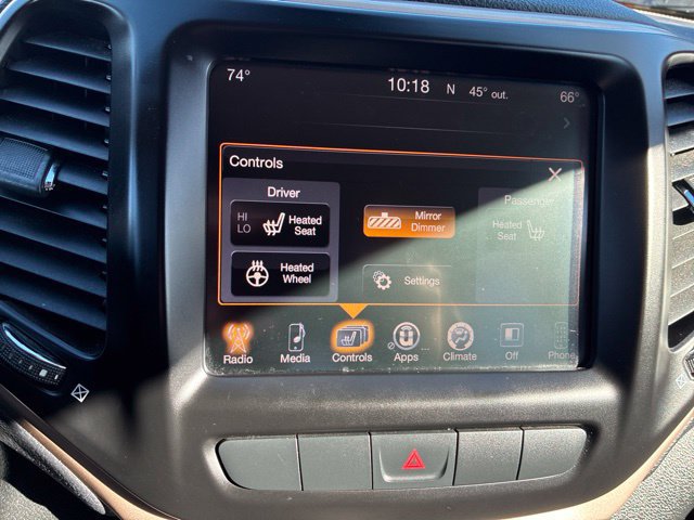 Used 2015 Jeep Cherokee Limited AWD/4WD image 30