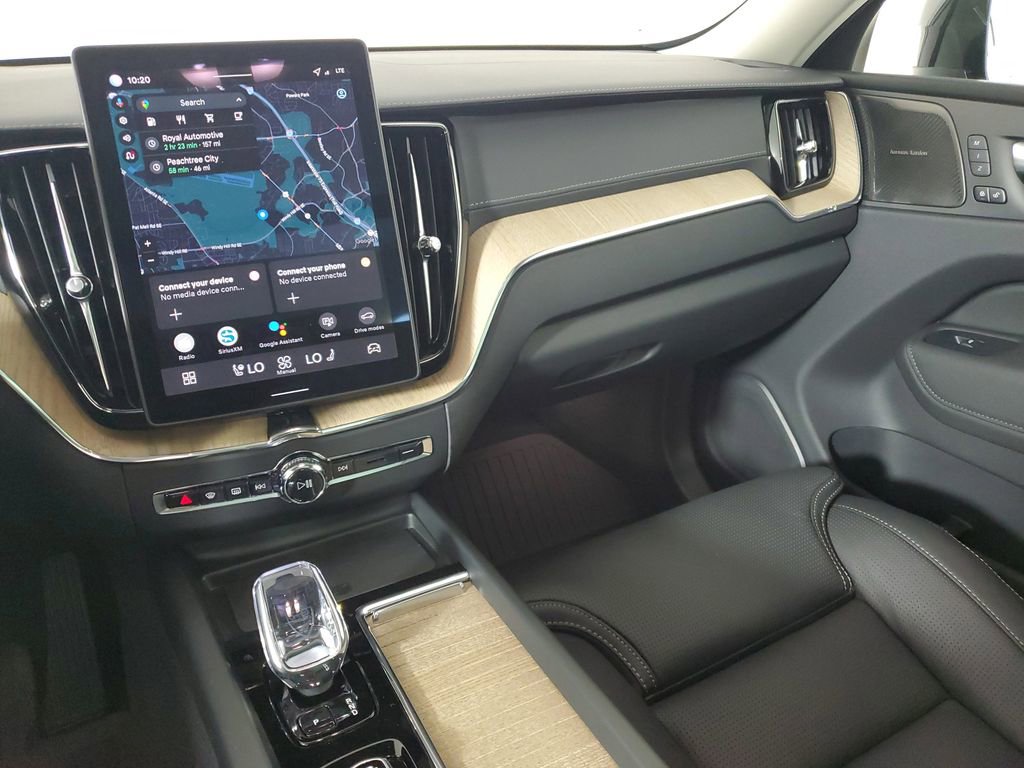 Used 2026 Volvo XC60 B5 Ultra w/ Protection Package Premier image 16