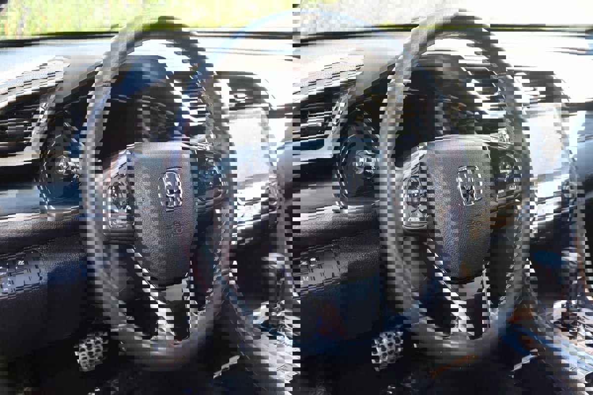 Used 2020 Honda Civic Sport Touring image 6