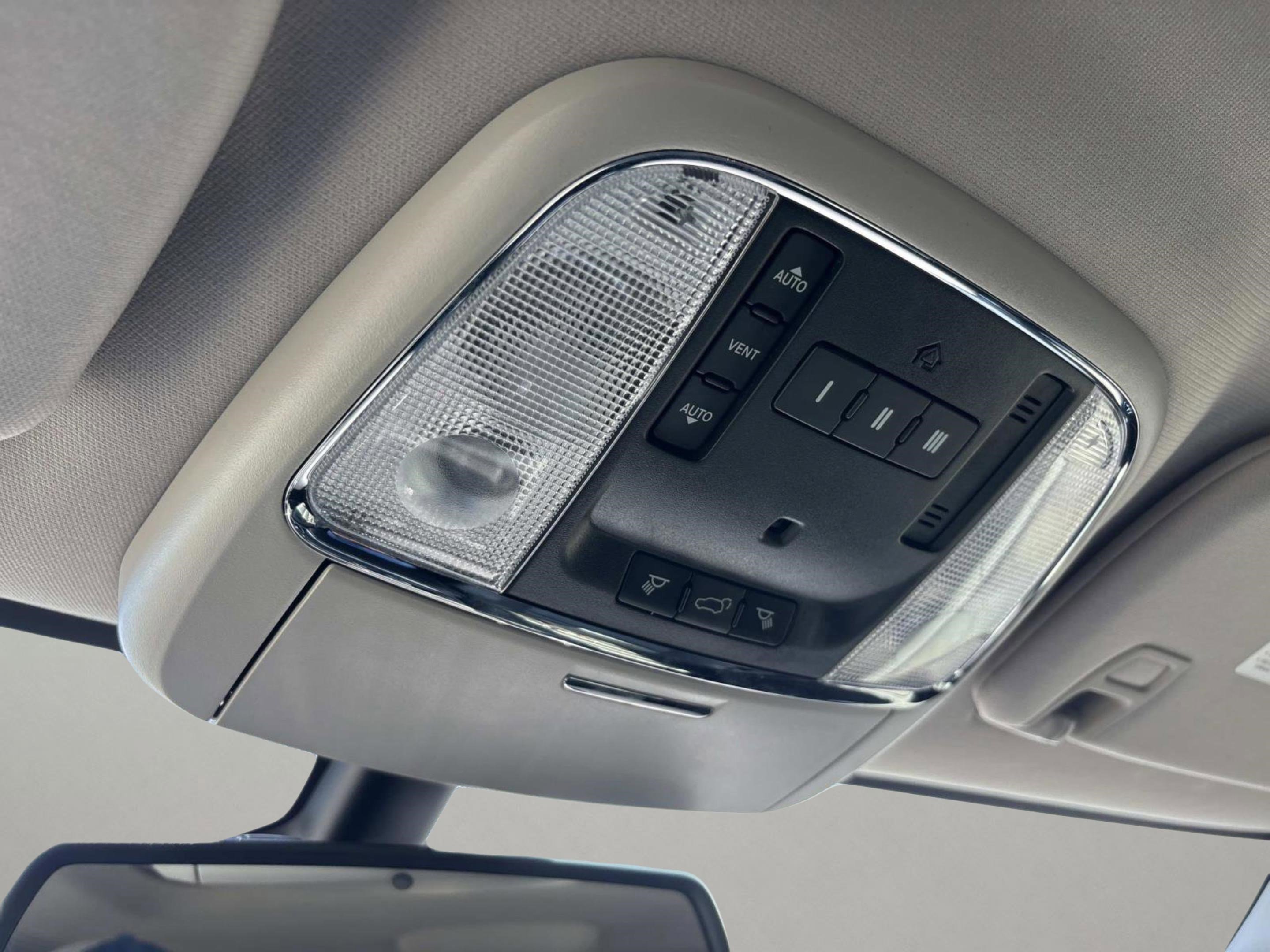 Used 2015 Dodge Durango Limited w/ Premium Group RWD image 35