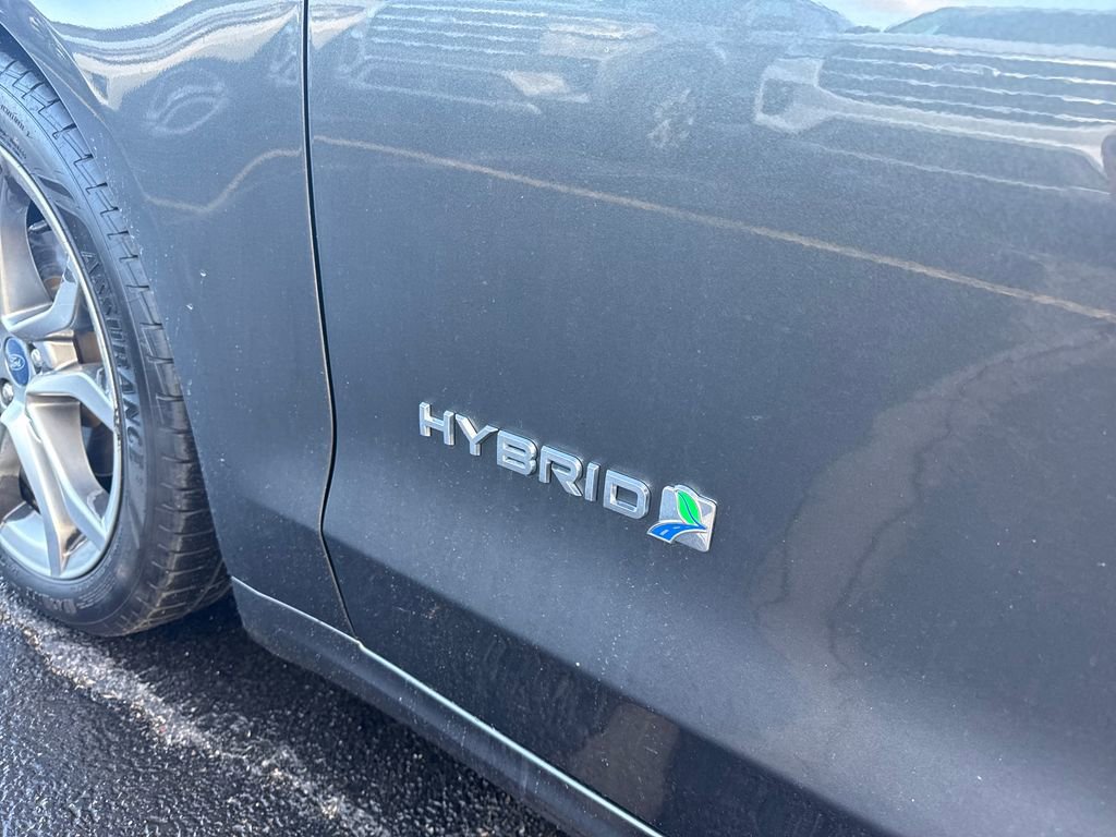 Used 2019 Ford Fusion Titanium image 12