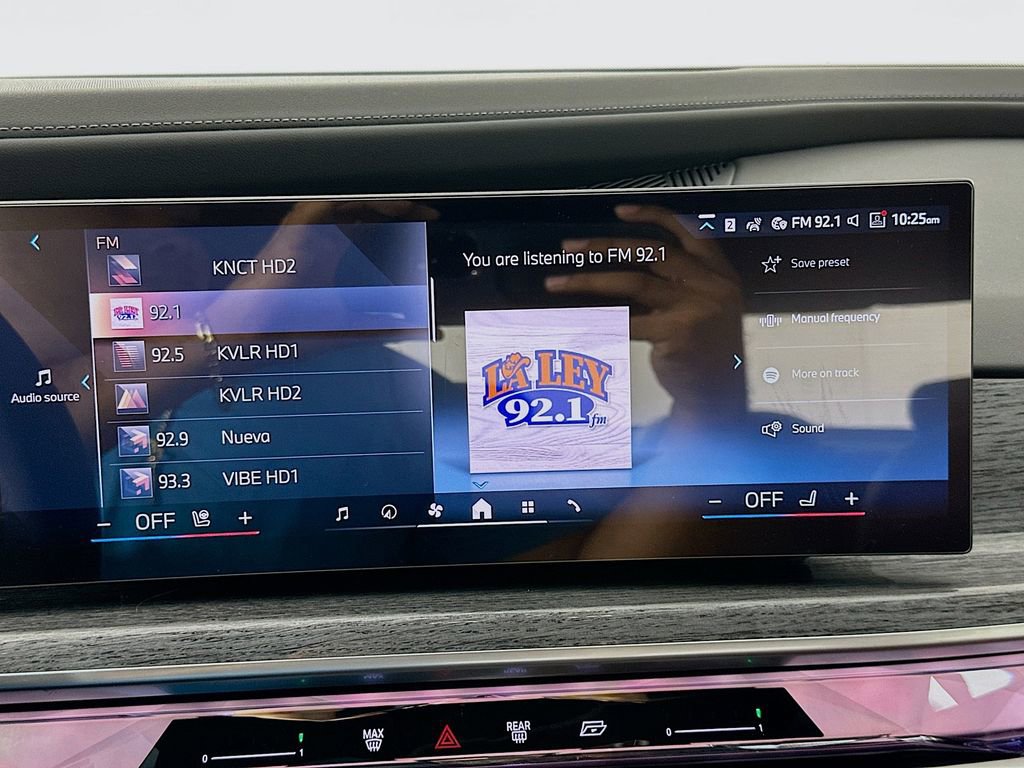 New 2026 BMW 750e xDrive w/ Executive Package image 11