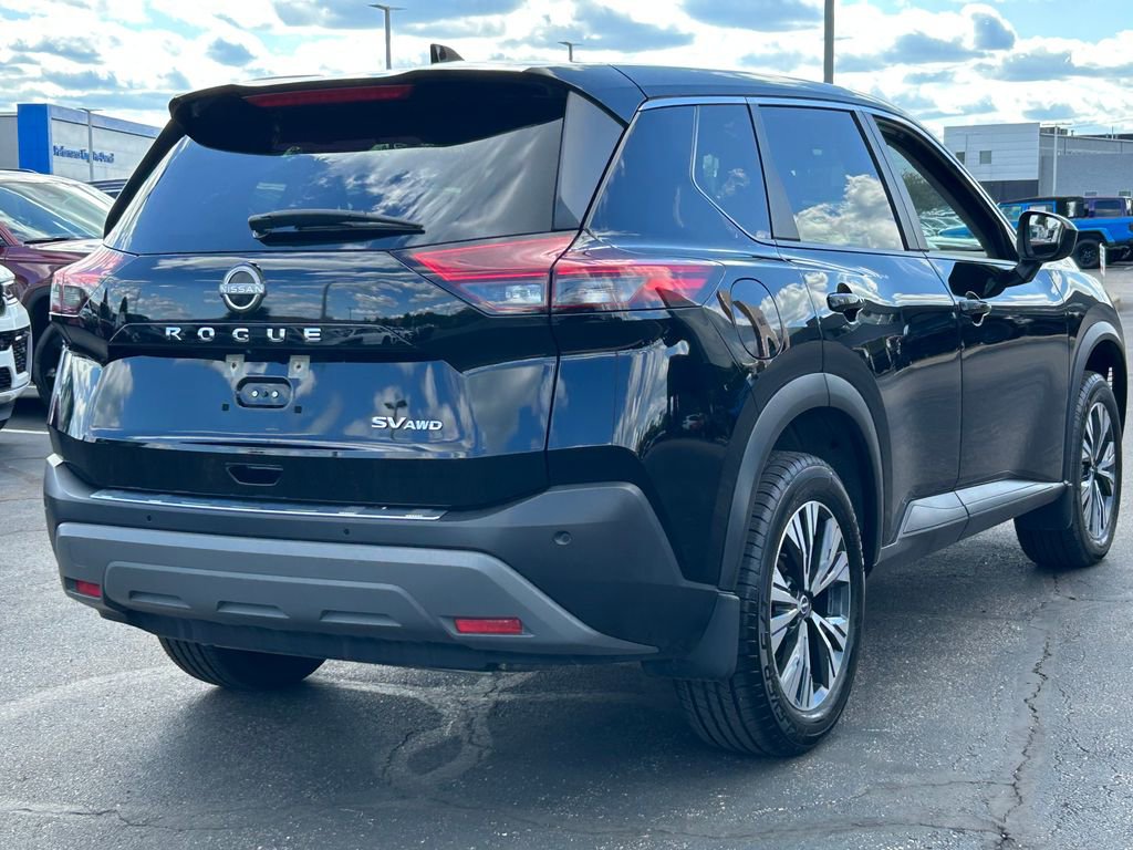 Used 2023 Nissan Rogue SV AWD/4WD image 7
