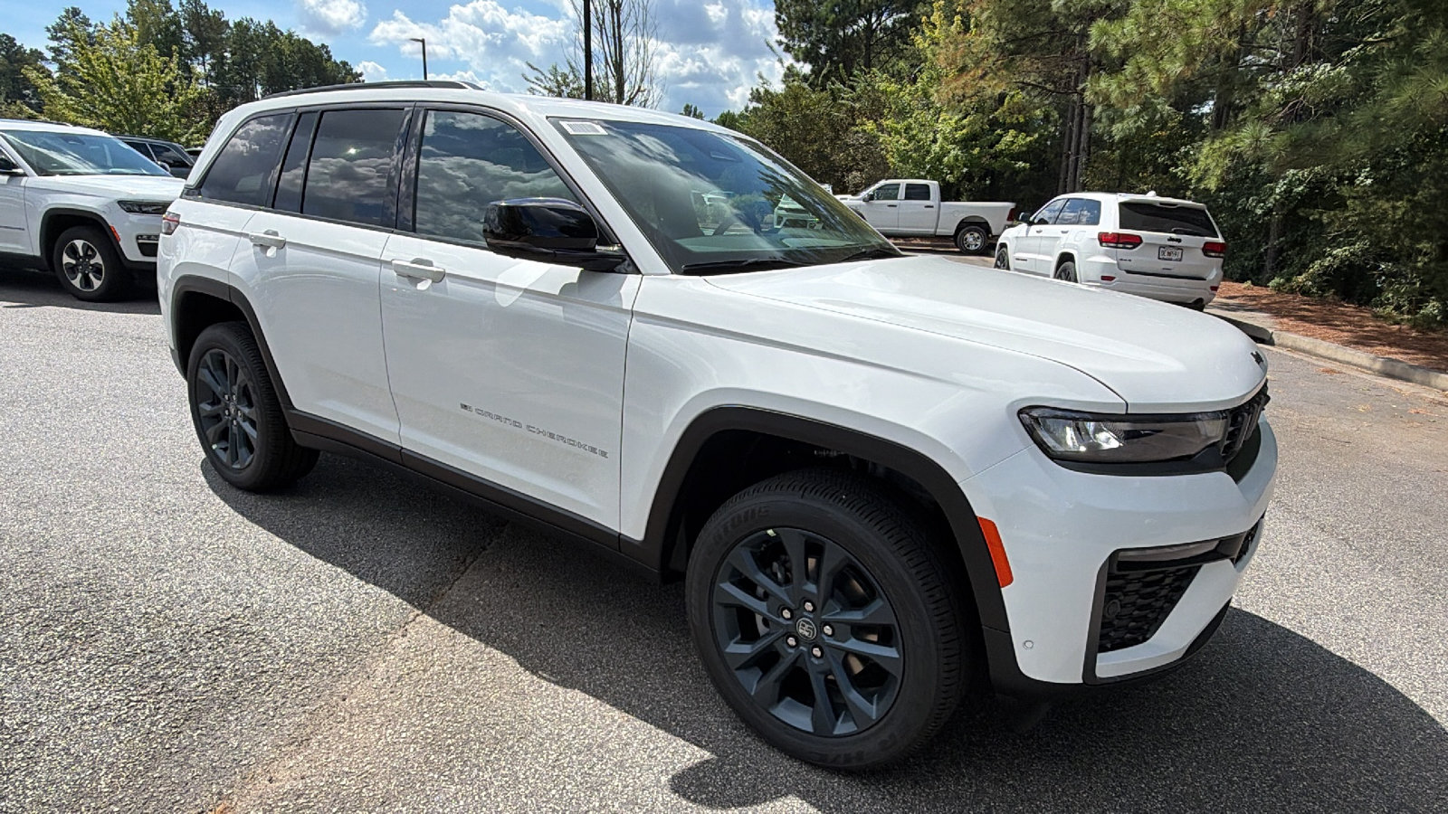 New 2026 Jeep Grand Cherokee Limited AWD/4WD image 5