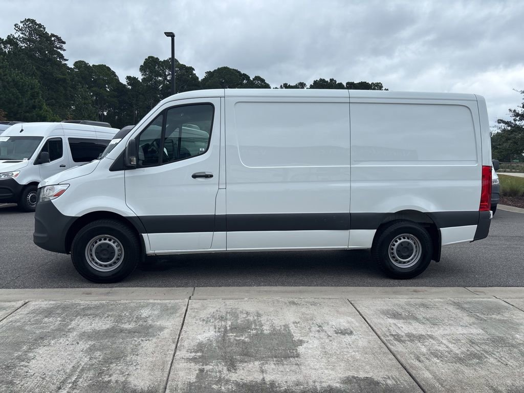 Used 2023 Mercedes-Benz Sprinter 144 Cargo image 6
