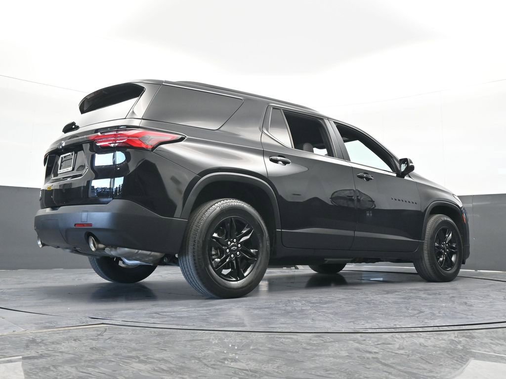 Used 2023 Chevrolet Traverse LT w/ Midnight/Sport Edition image 63