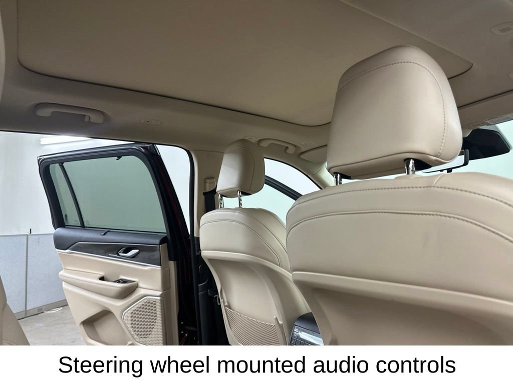Used 2022 Jeep Grand Cherokee L Limited w/ Luxury Tech Group II AWD/4WD image 24