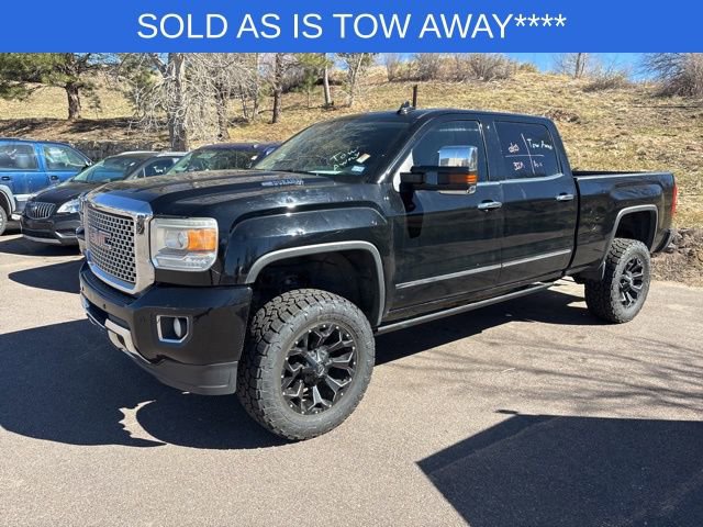 Used 2016 GMC Sierra 2500 Denali w/ Duramax Plus Package AWD/4WD image 2