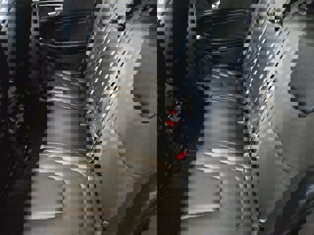 Used 2017 Ford Edge Titanium w/ Equipment Group 302A image 17