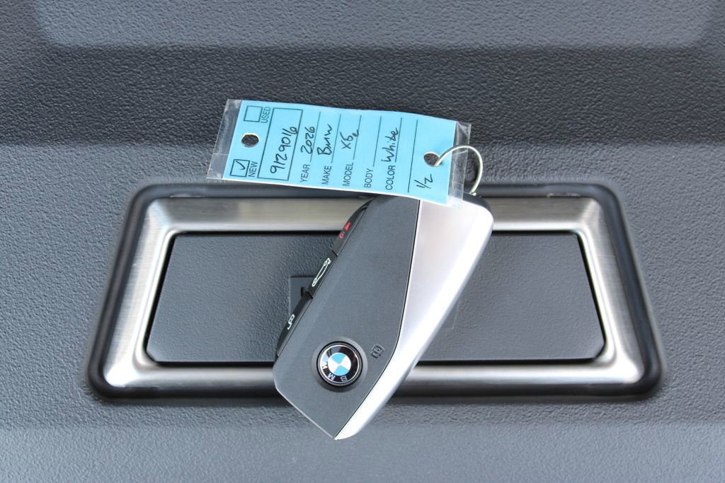 New 2026 BMW X5 xDrive50e w/ M Sport Package image 32