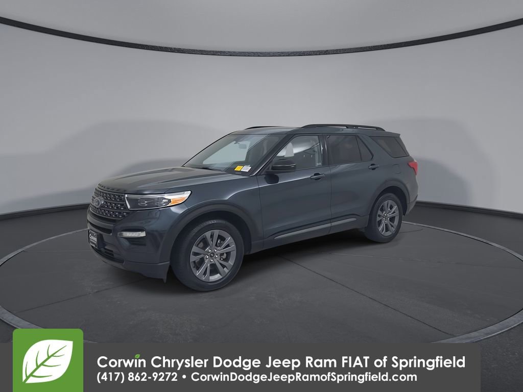 Used 2022 Ford Explorer XLT w/ Equipment Group 202A image 7