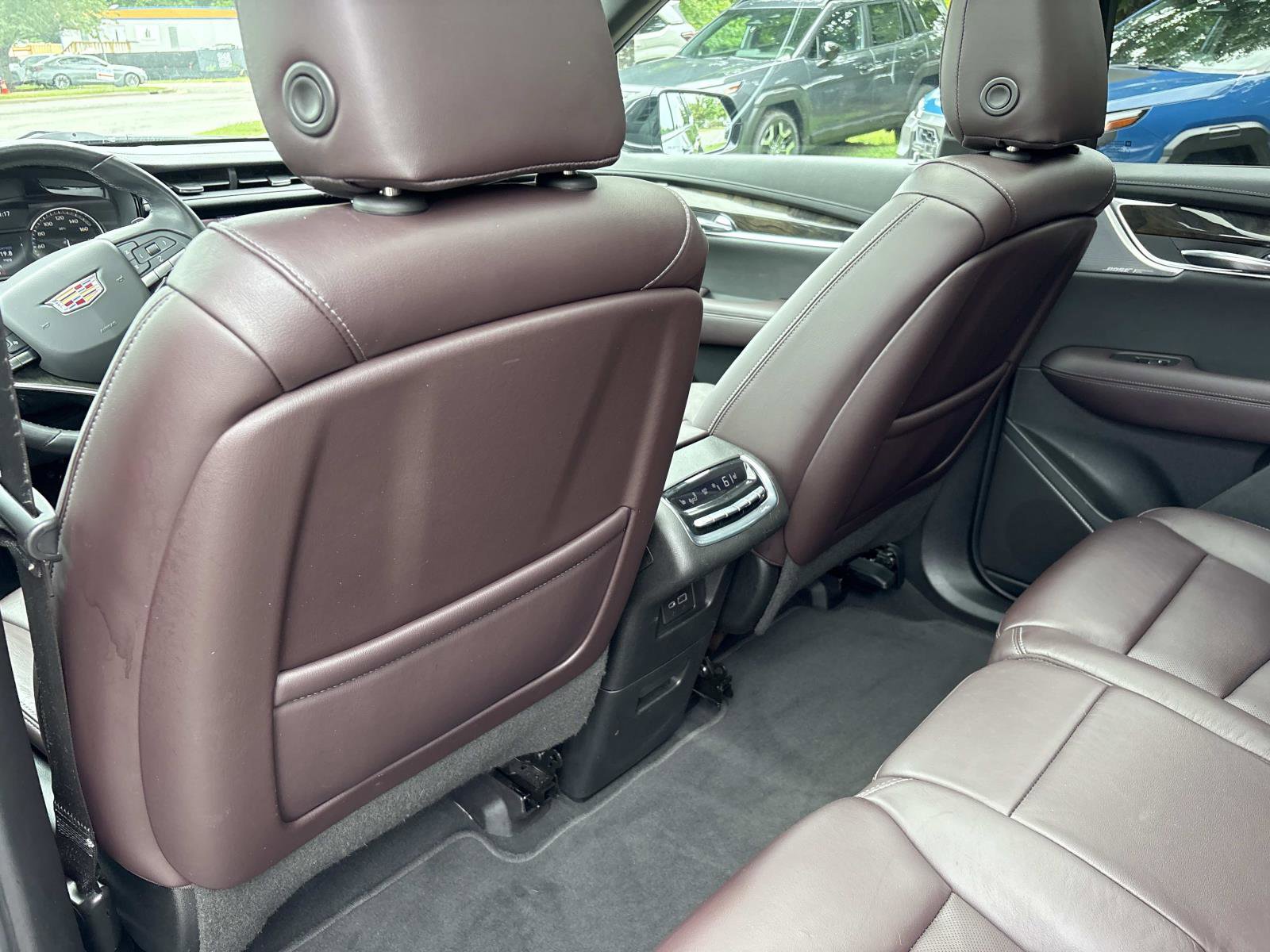 Used 2020 Cadillac XT6 Premium Luxury FWD image 30