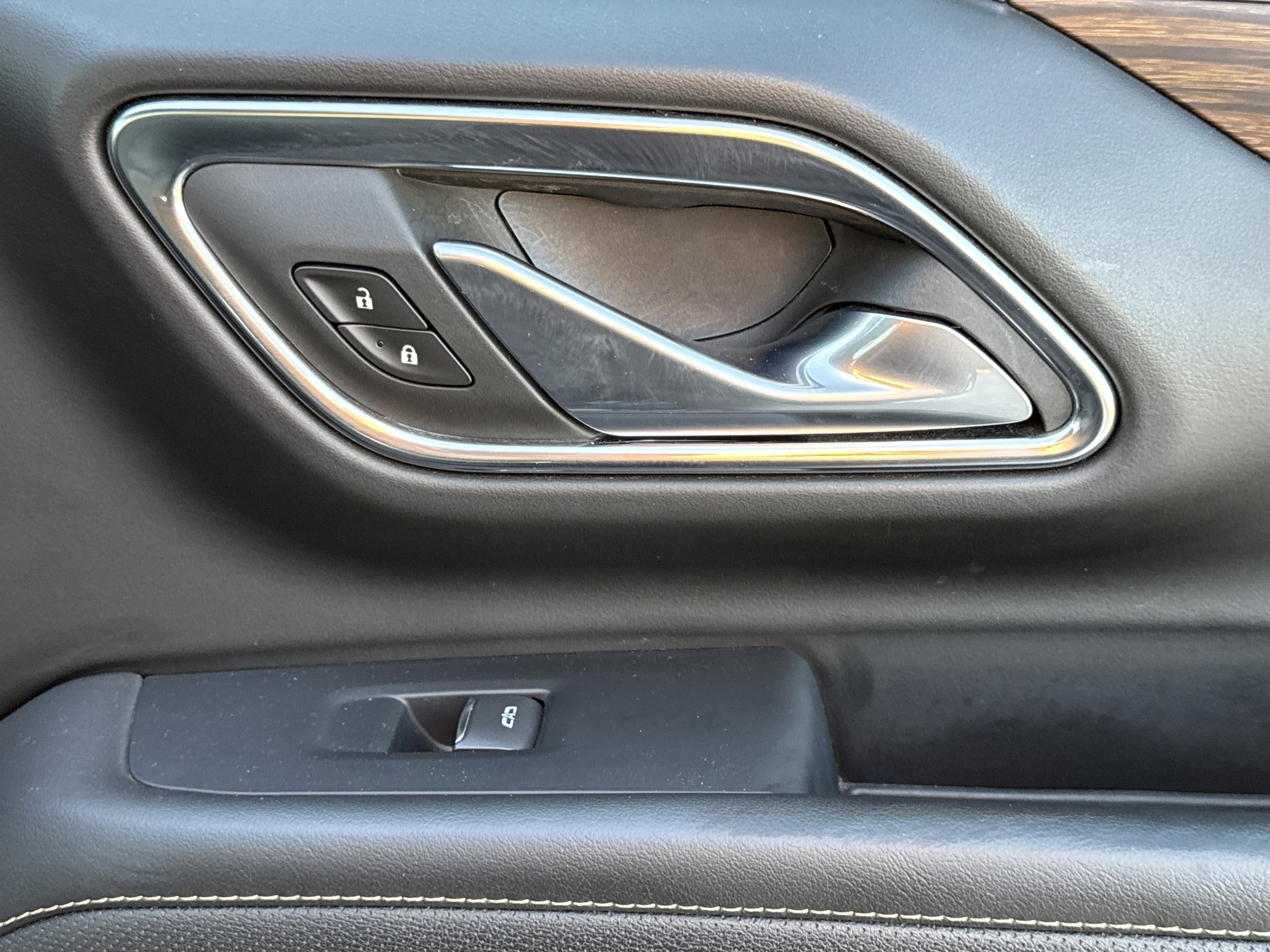 Used 2024 Chevrolet Tahoe Premier image 44