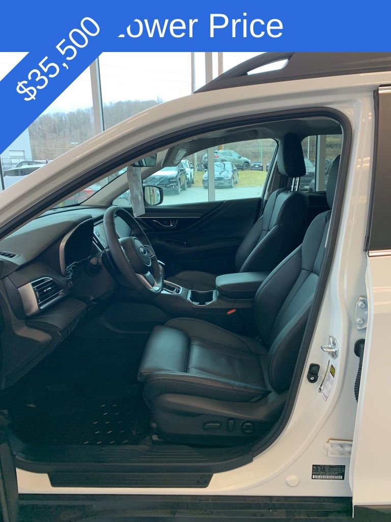 Certified 2025 Subaru Outback Limited AWD/4WD image 3