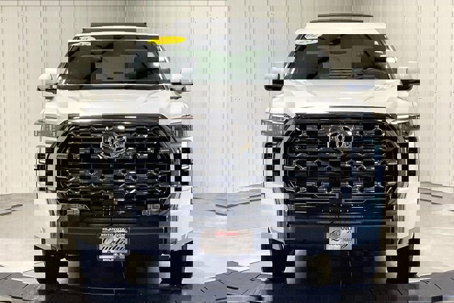 Used 2025 Toyota Tundra Platinum image 2