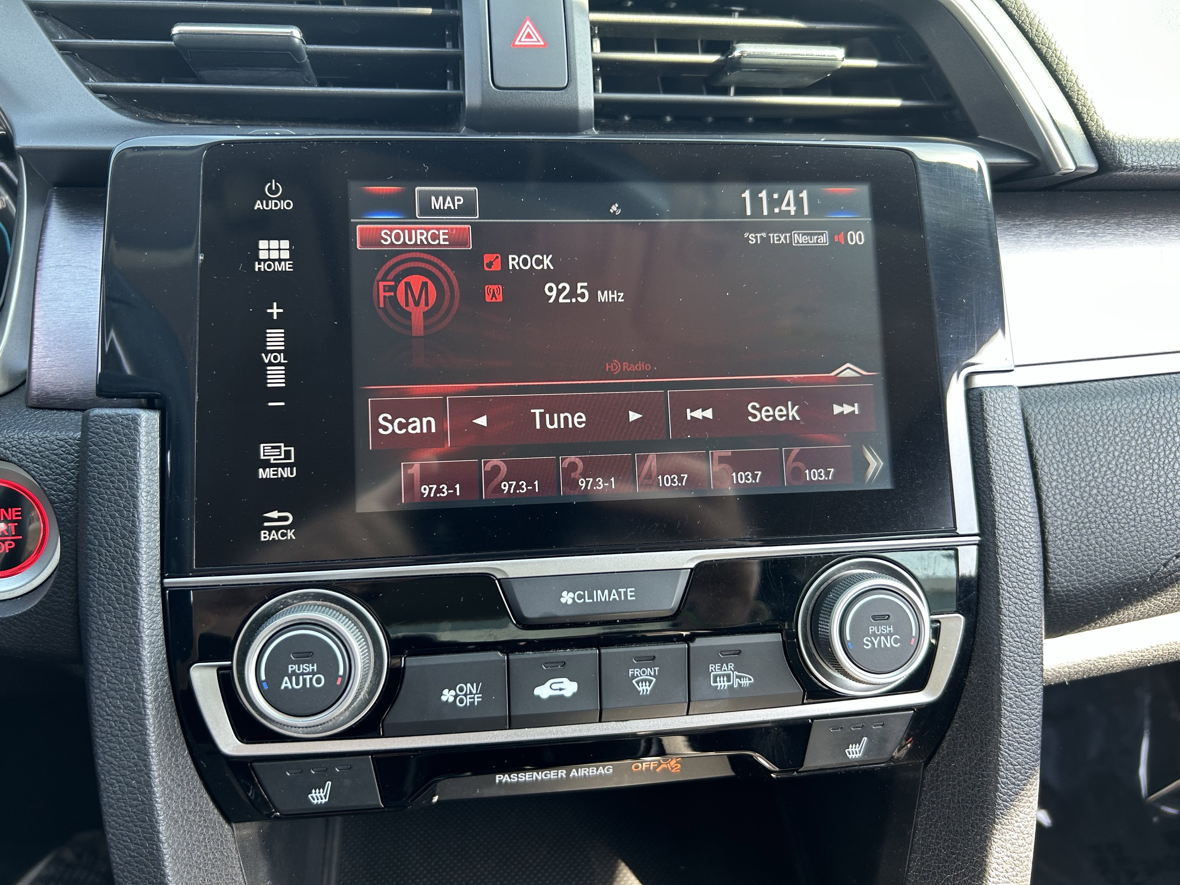 Used 2017 Honda Civic Touring image 12