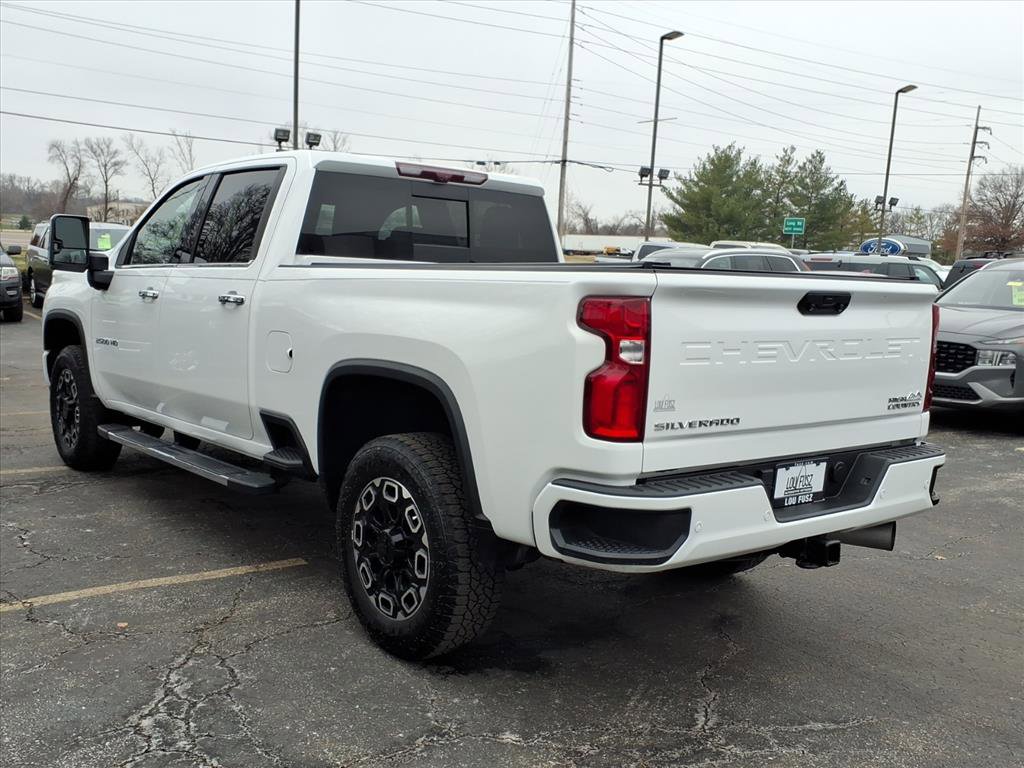 Used 2023 Chevrolet Silverado 2500 High Country image 36