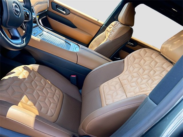 New 2026 Nissan Armada Platinum Reserve image 3