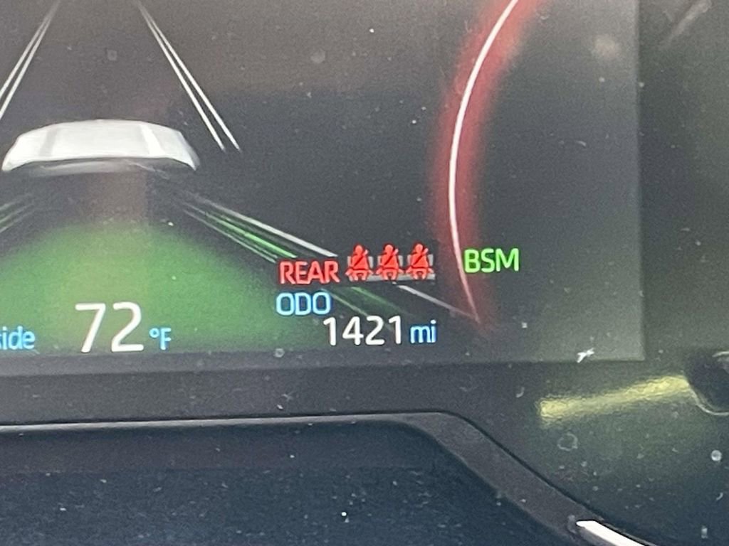 Used 2025 Toyota RAV4 XLE Premium image 39