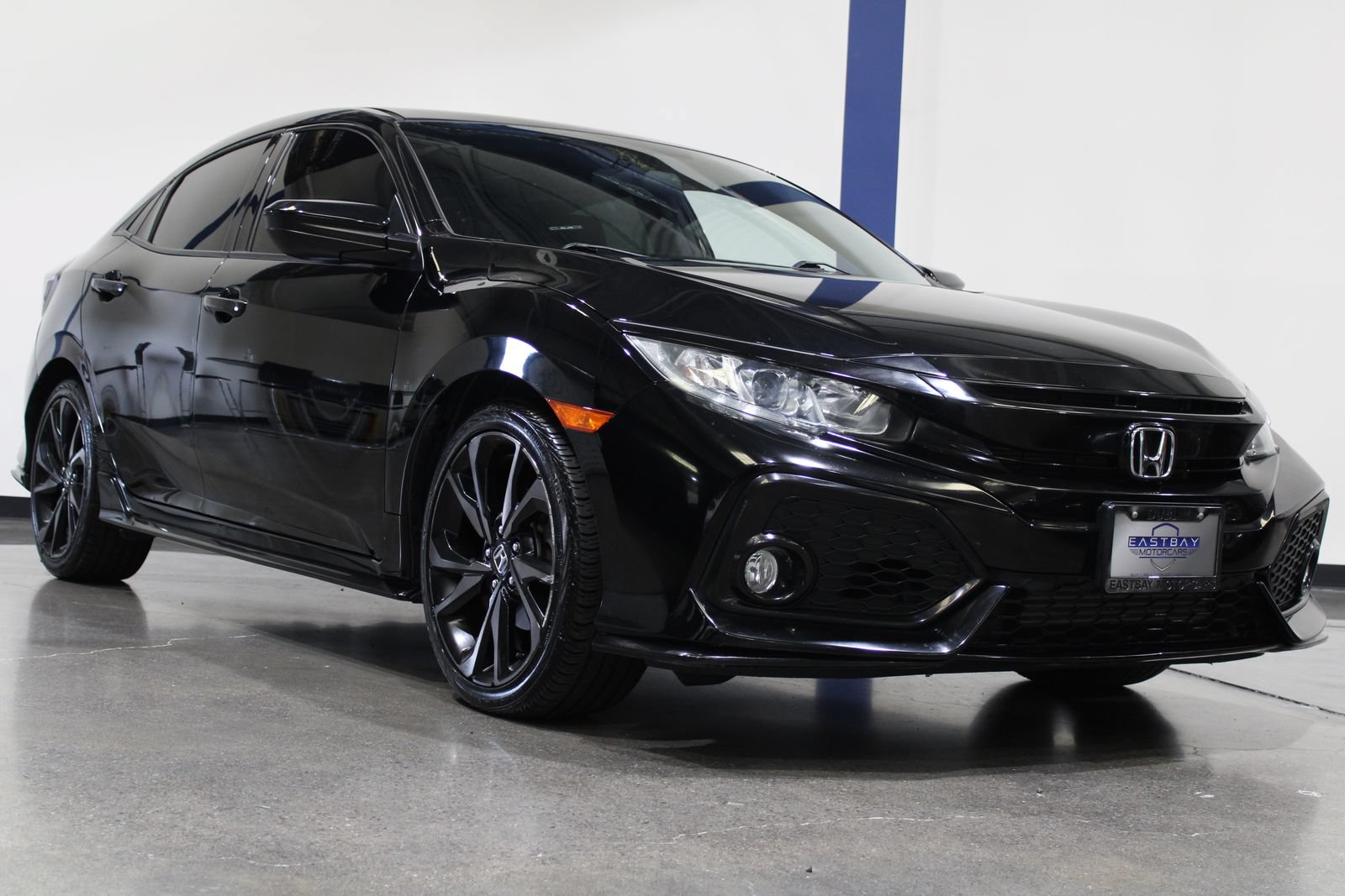 Used 2018 Honda Civic Sport image 3