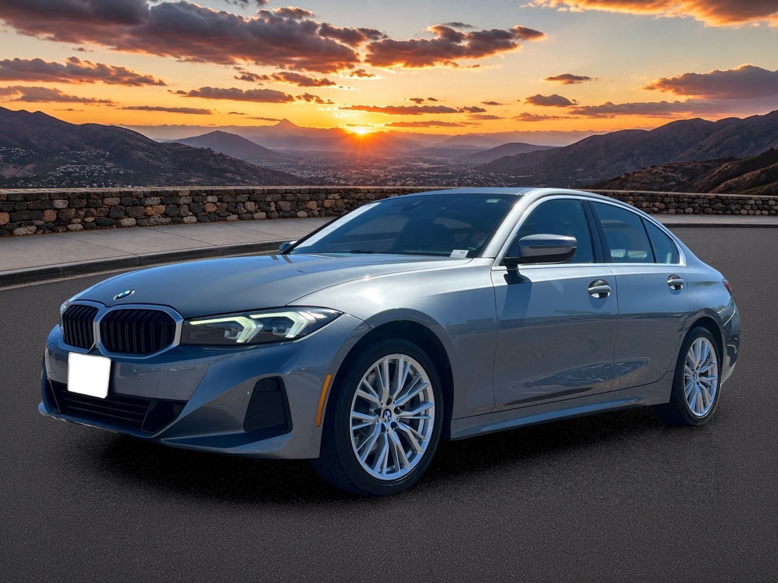 Used 2024 BMW 330i Sedan RWD image 2