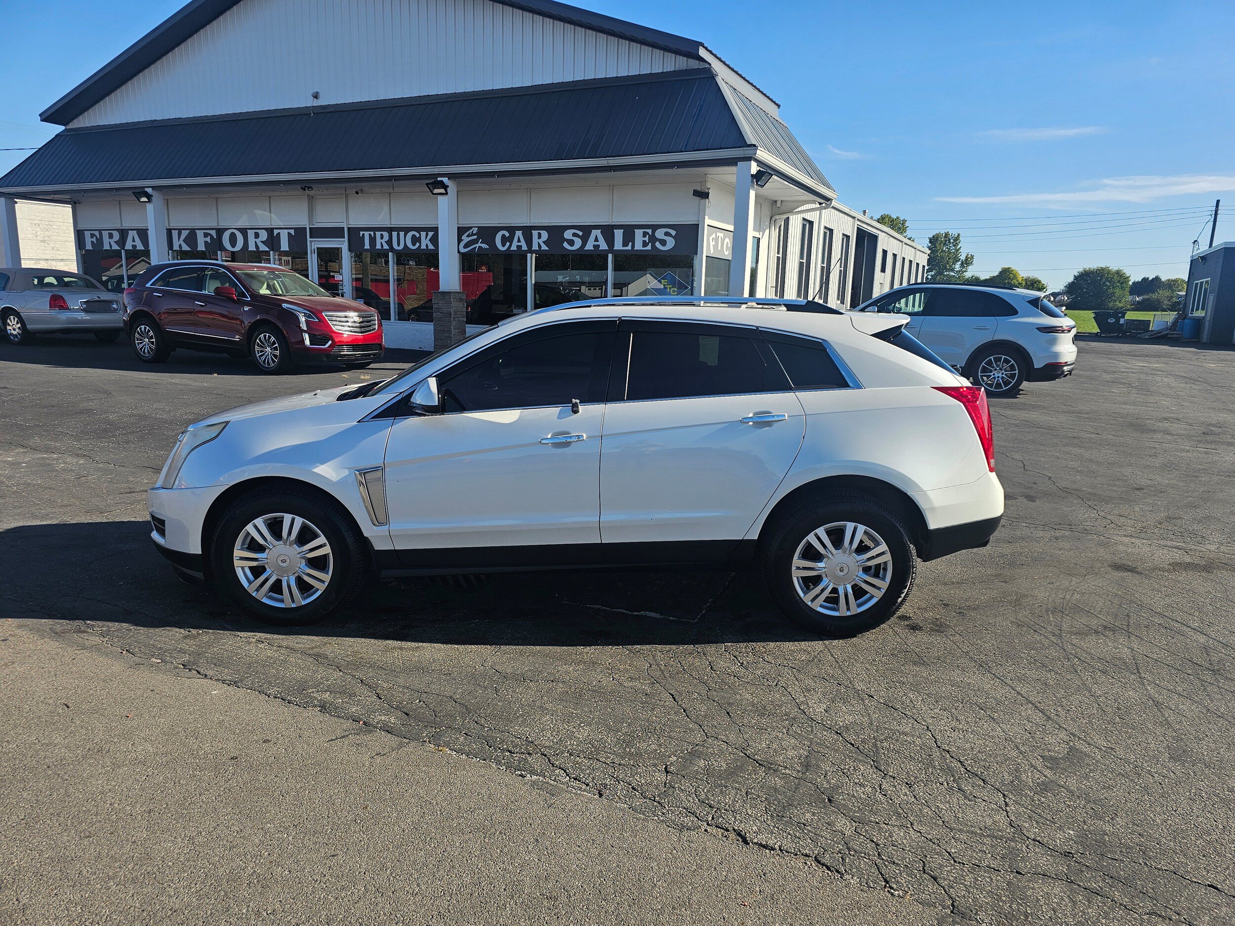 Used 2016 Cadillac SRX Luxury FWD image 9