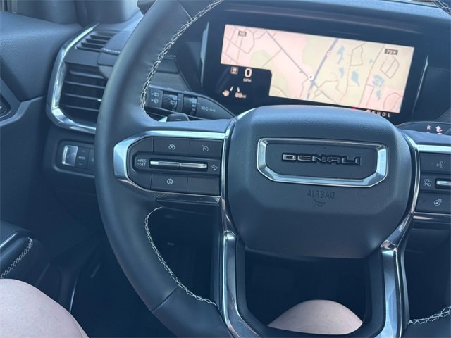 Used 2025 GMC Acadia Denali image 18