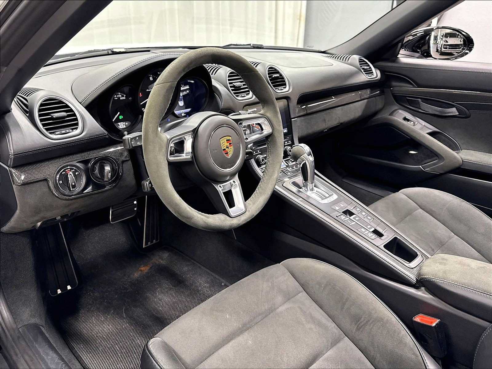 Used 2022 Porsche 718 Boxster Spyder RWD image 6