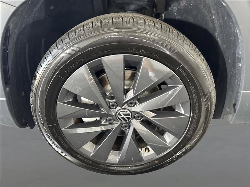 Used 2024 Volkswagen Taos S FWD image 22
