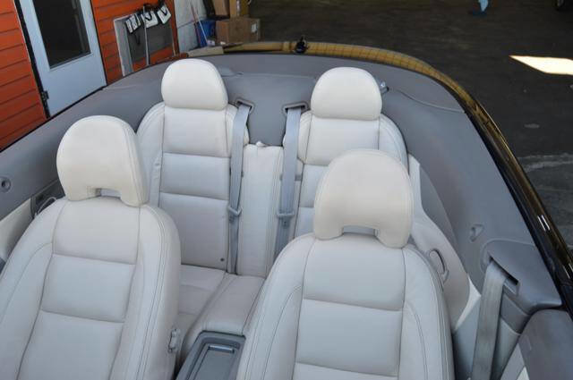 Used 2011 Volvo C70 T5 w/ Convenience Pkg image 21