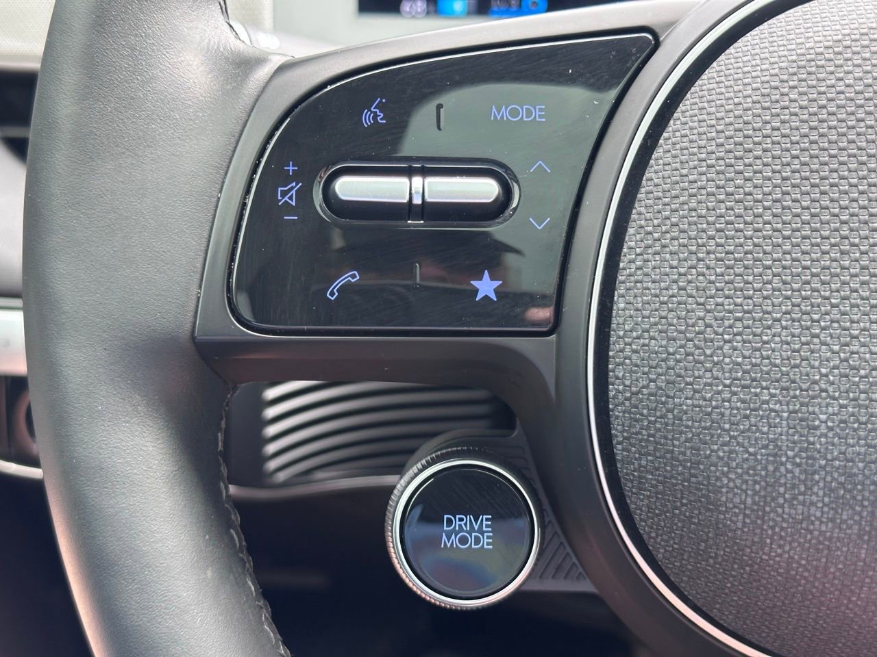 Used 2024 Hyundai Ioniq 5 Limited image 30