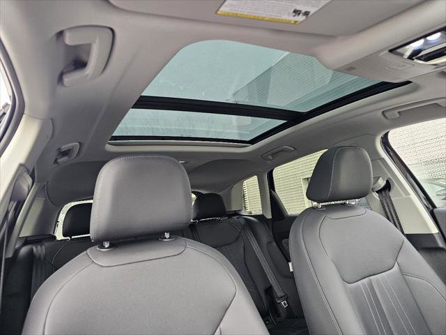 New 2026 Audi Q3 quattro 2.0T image 3