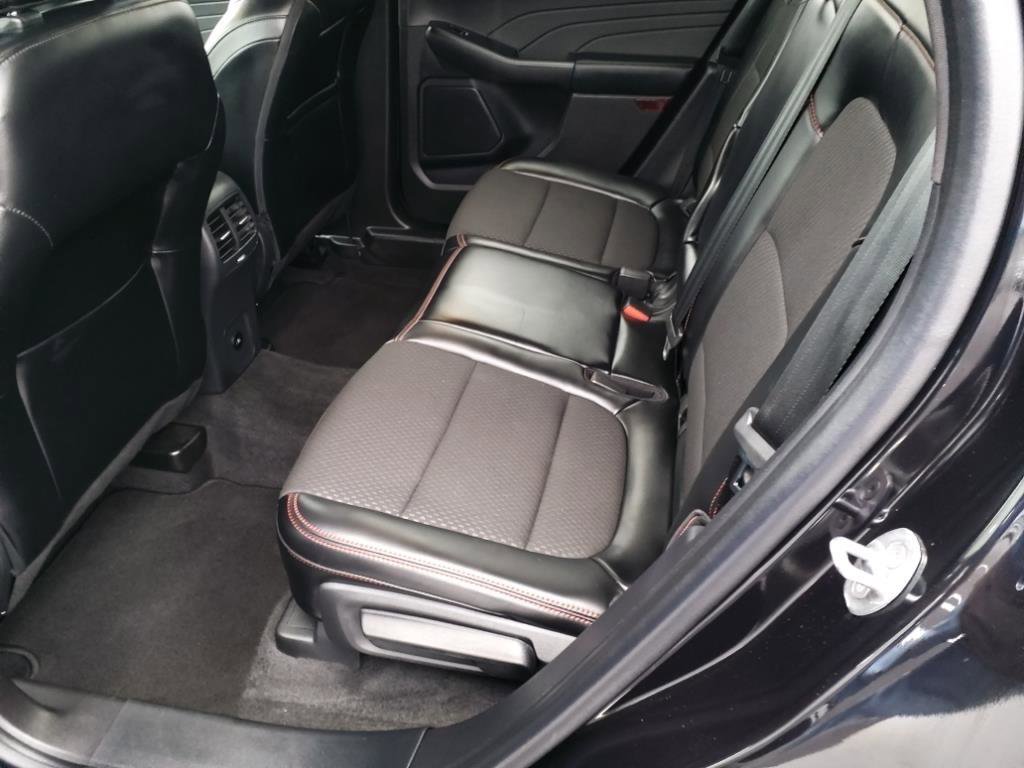 Used 2024 Ford Escape ST-Line image 8