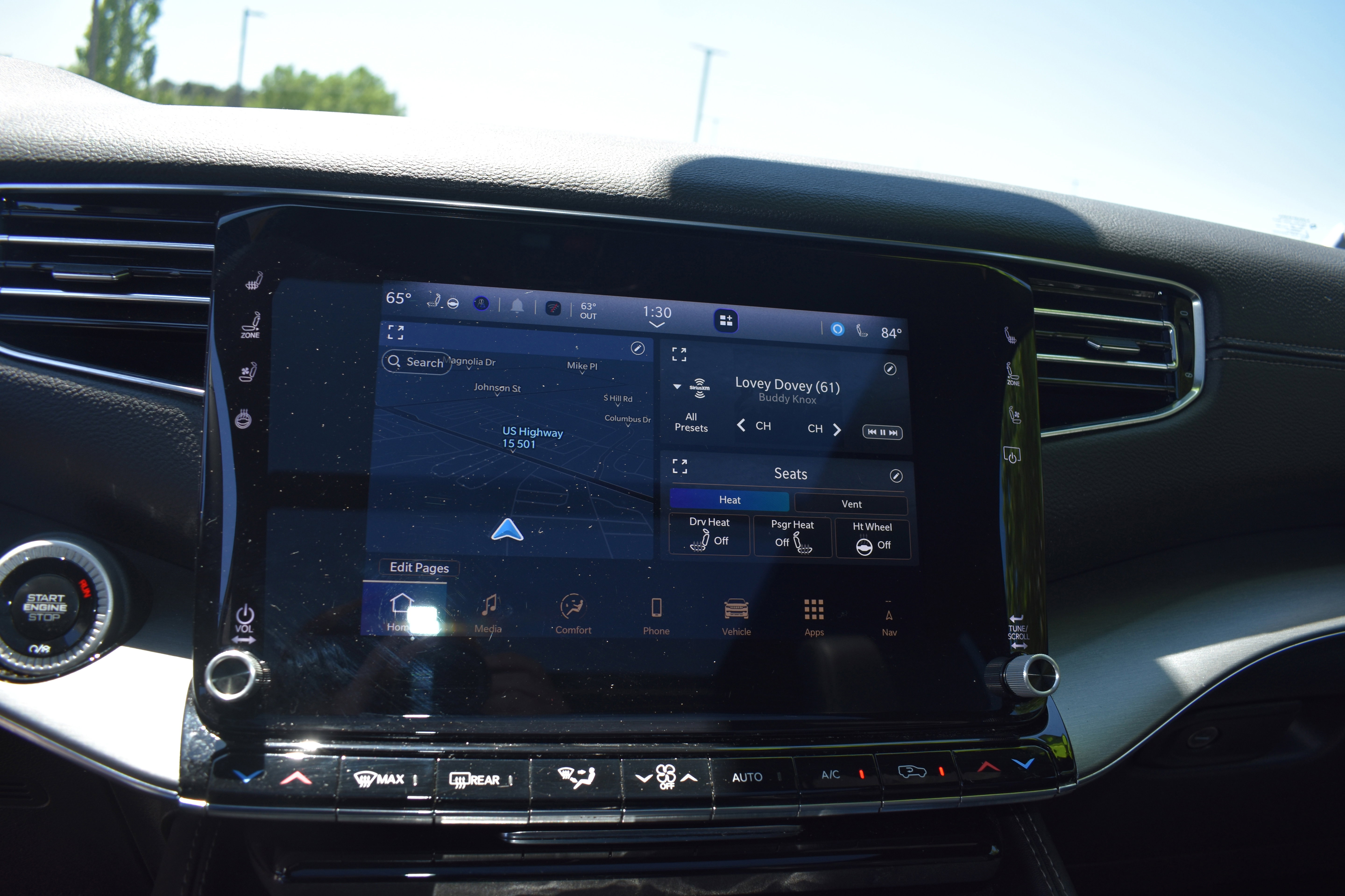 Used 2024 Jeep Wagoneer Series II AWD/4WD image 19