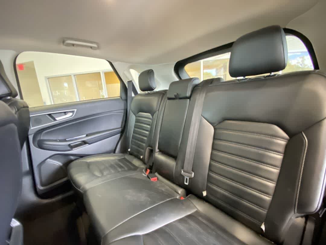 Used 2020 Ford Edge SEL AWD/4WD image 24