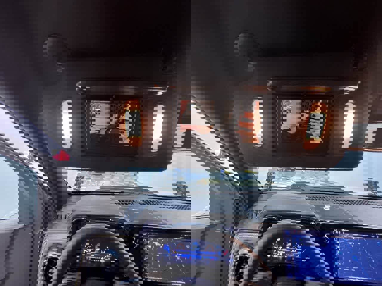 Used 2024 Chevrolet Colorado ZR2 w/ ZR2 Convenience Package III image 34