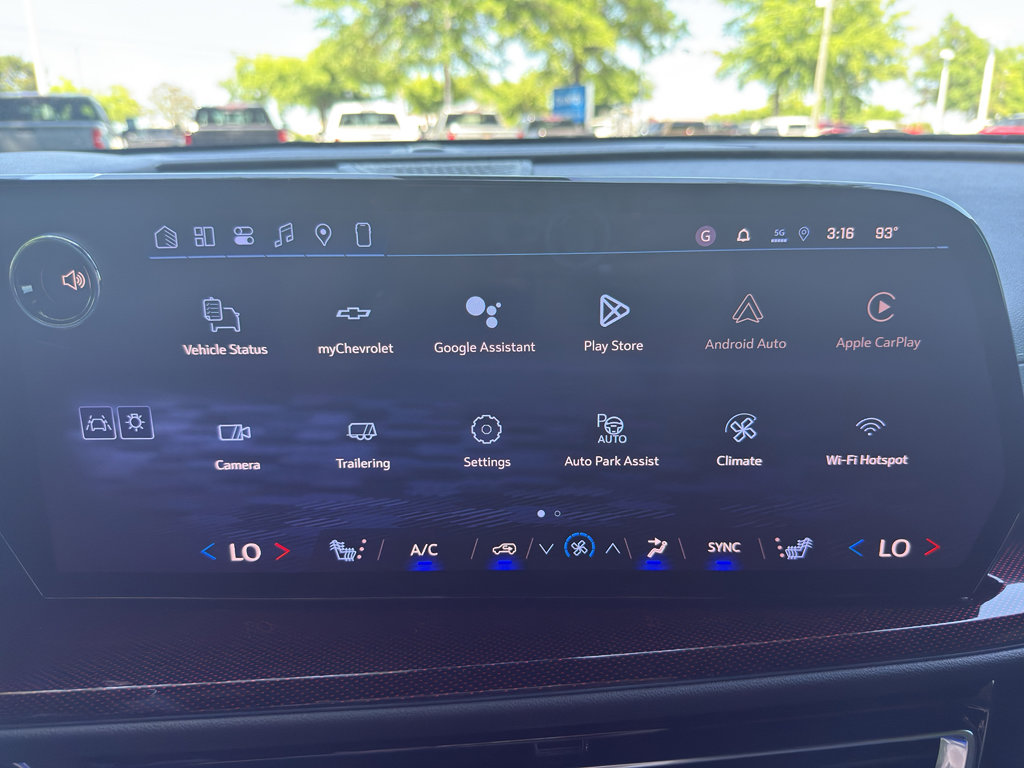 New 2026 Chevrolet Traverse Z71 w/ Enhanced Driving Package AWD/4WD image 24