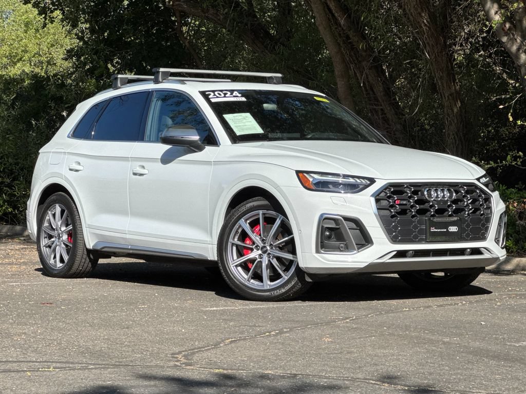 Certified 2024 Audi SQ5 Prestige AWD/4WD image 2