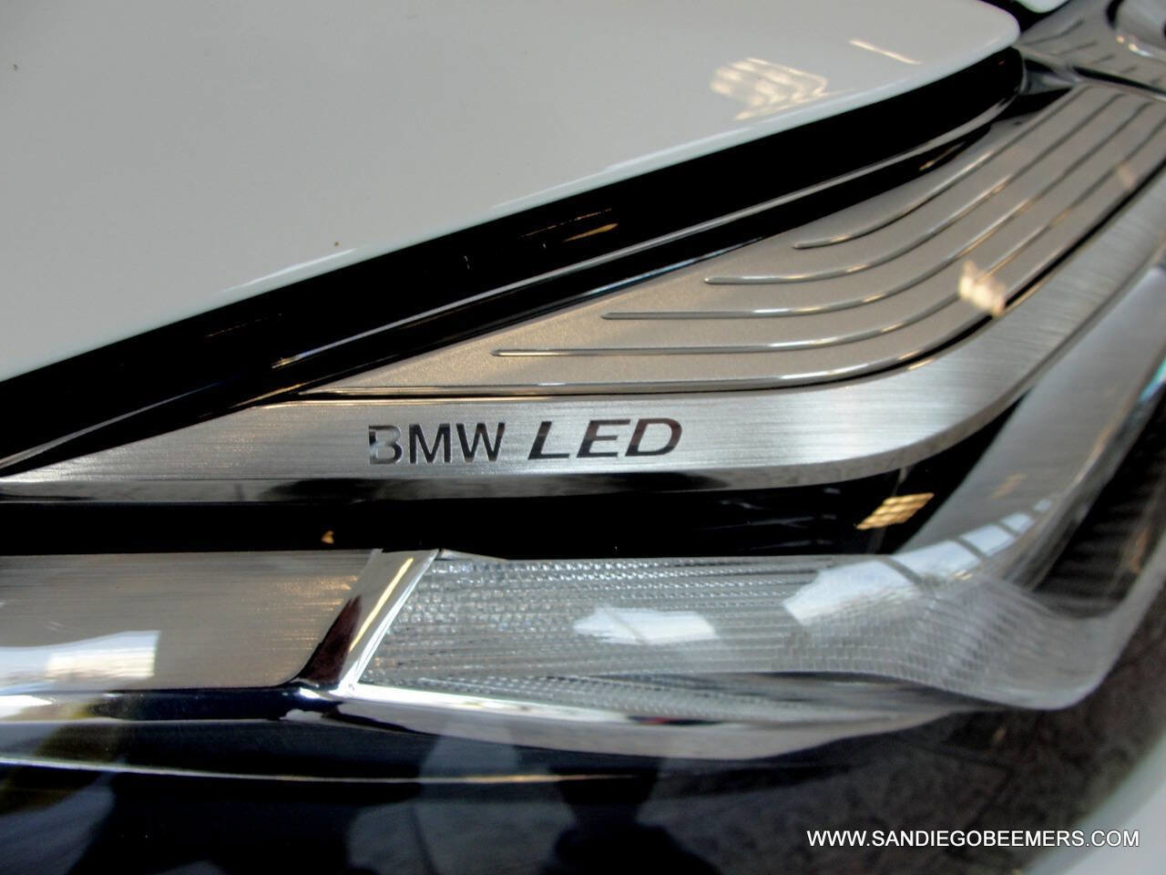 Used 2022 BMW 540i w/ M Sport Package image 4