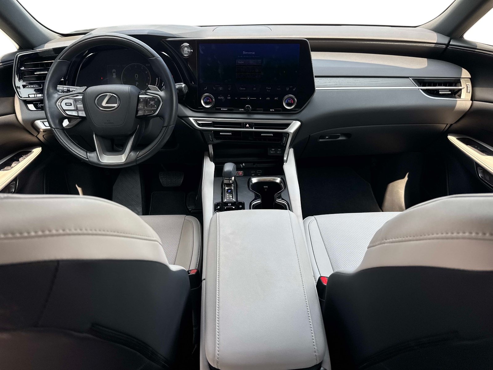 Used 2024 Lexus RX 350 Premium w/ Accessory Package (Z1) FWD image 16