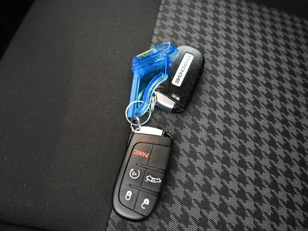 Used 2018 Dodge Challenger SXT w/ Super Sport Group (SS/T) image 45