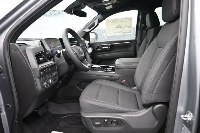 New 2026 Chevrolet Suburban LS AWD/4WD image 14