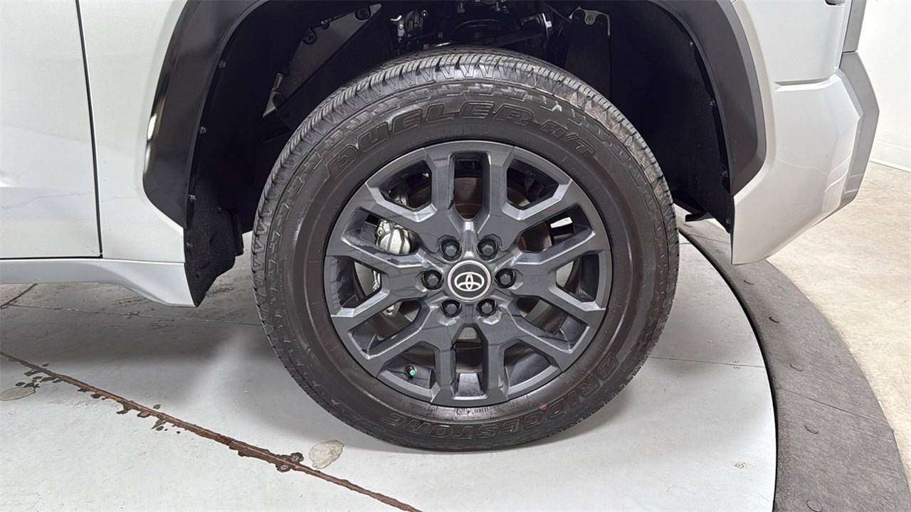 Used 2025 Toyota Tundra Platinum image 21