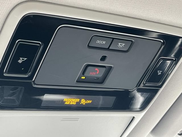 Used 2024 Toyota Grand Highlander AWD image 40