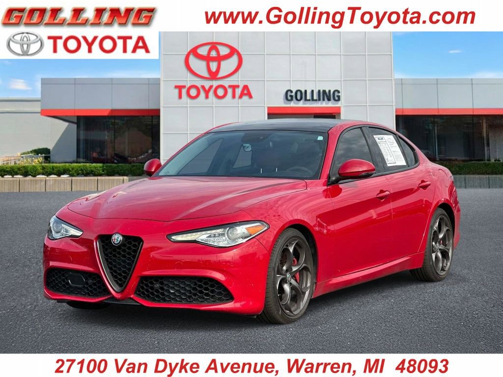 Used 2017 Alfa Romeo Giulia Ti w/ TI 19" Sport Package image 1