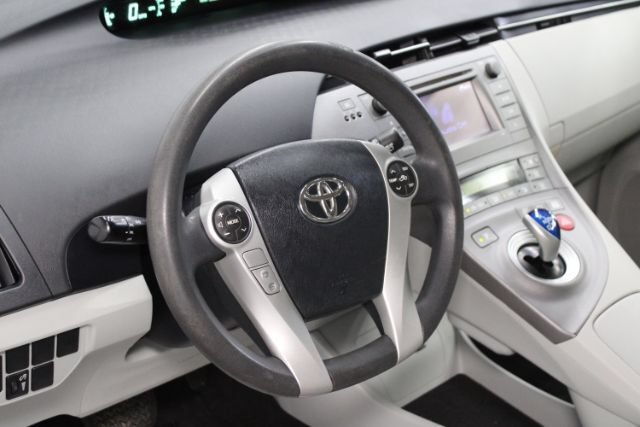 Used 2014 Toyota Prius Two FWD image 12
