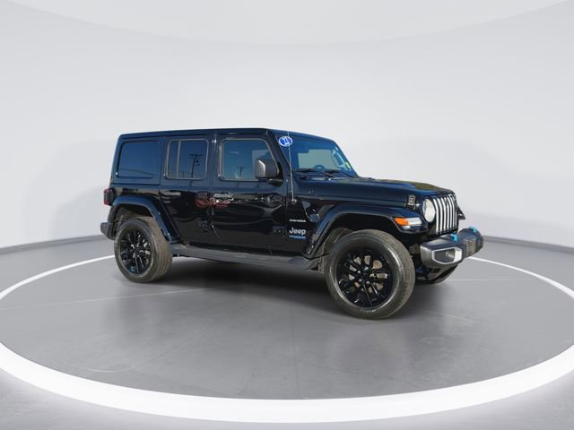 Used 2022 Jeep Wrangler Unlimited Sahara w/ Cold Weather Group image 9