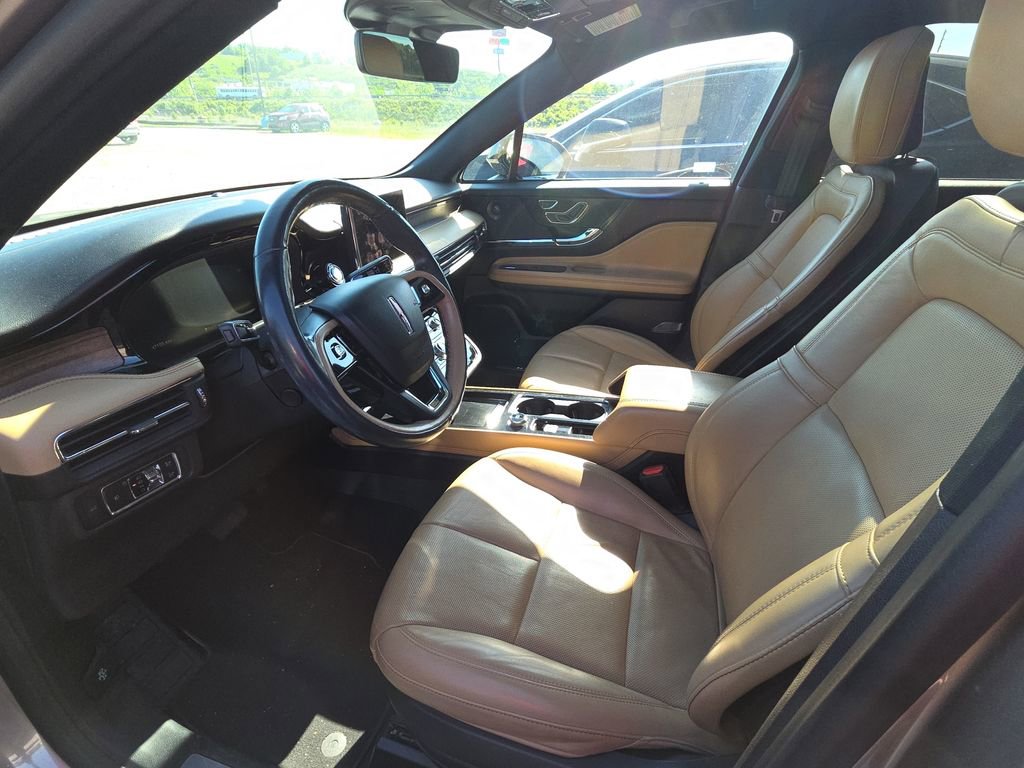 Used 2020 Lincoln Corsair Reserve w/ Equipment Group 201A AWD/4WD image 8